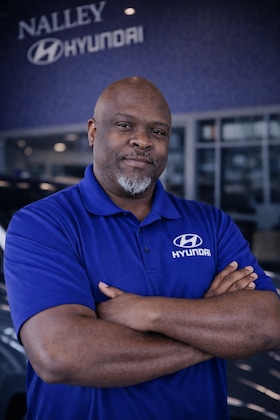Staff member Ralston Reid from ID_7f2cfeeabd49