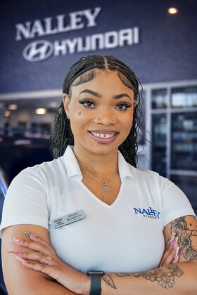Staff member Khalia Knighton from ID_5d1ee883c81e