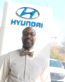 Staff member Brian Leggin from ID_5d1ee883c81e