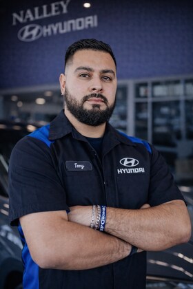 Staff member Antonio Cadena from ID_a3792e1234c3