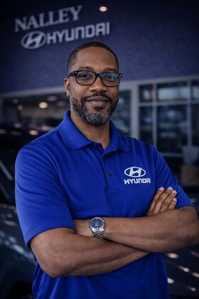 Staff member Brian Leggin from ID_5d1ee883c81e