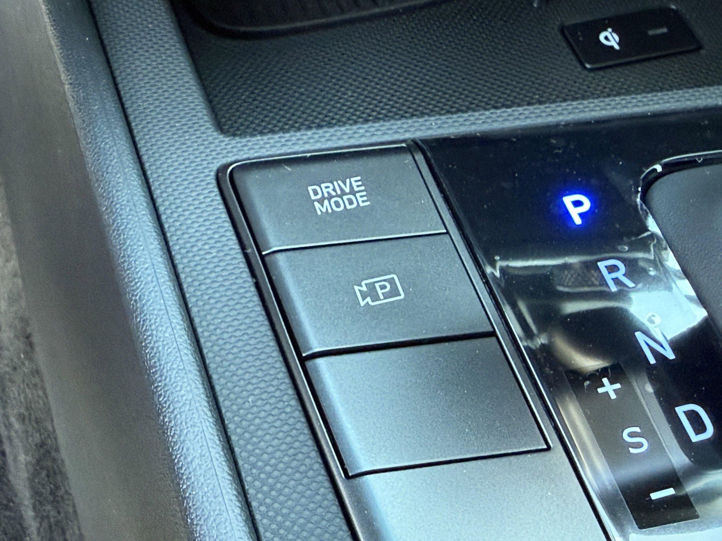 2025 Hyundai Elantra SEL - Photo 13