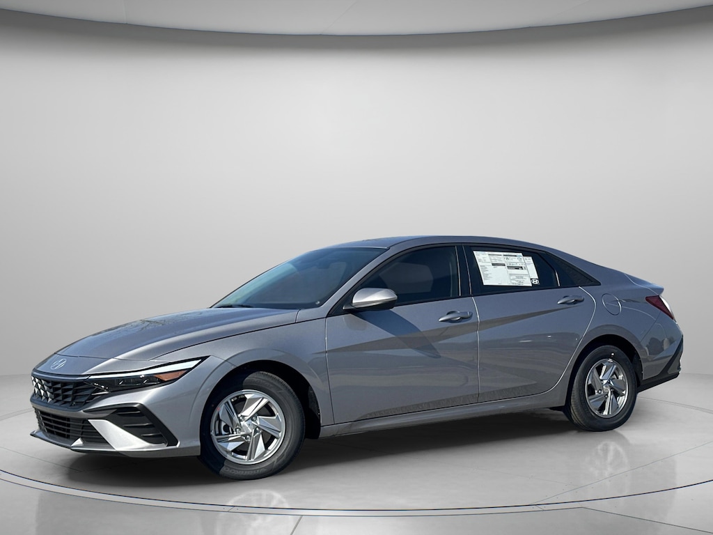 New 2026 Hyundai Elantra SE Sedan