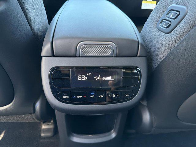2026 Hyundai IONIQ 9 SE - Photo 21