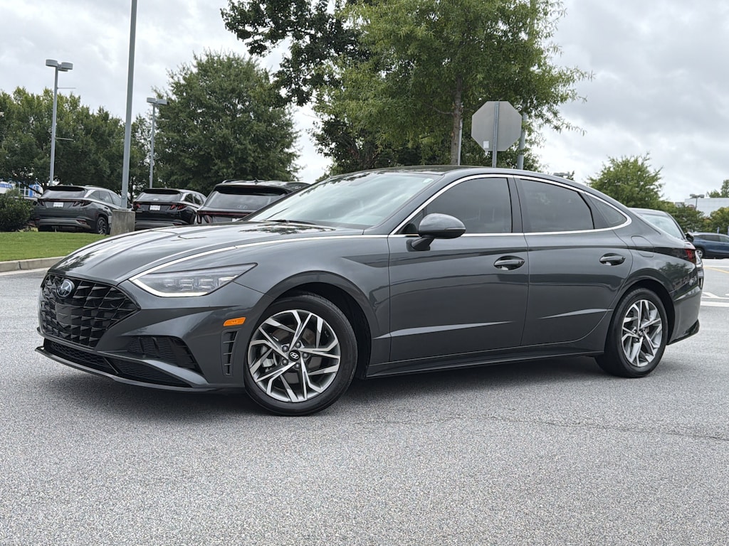 Used 2023 Hyundai Sonata SEL Sedan