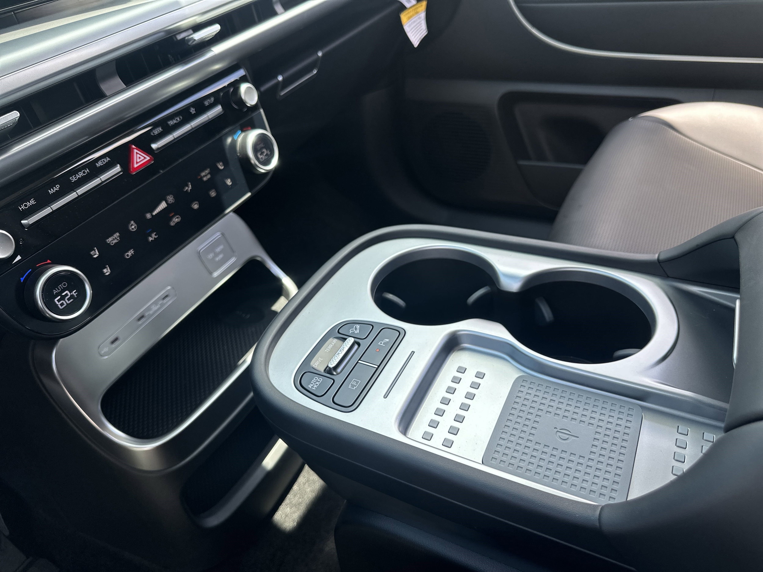 2026 Hyundai IONIQ 9 SEL - Photo 16