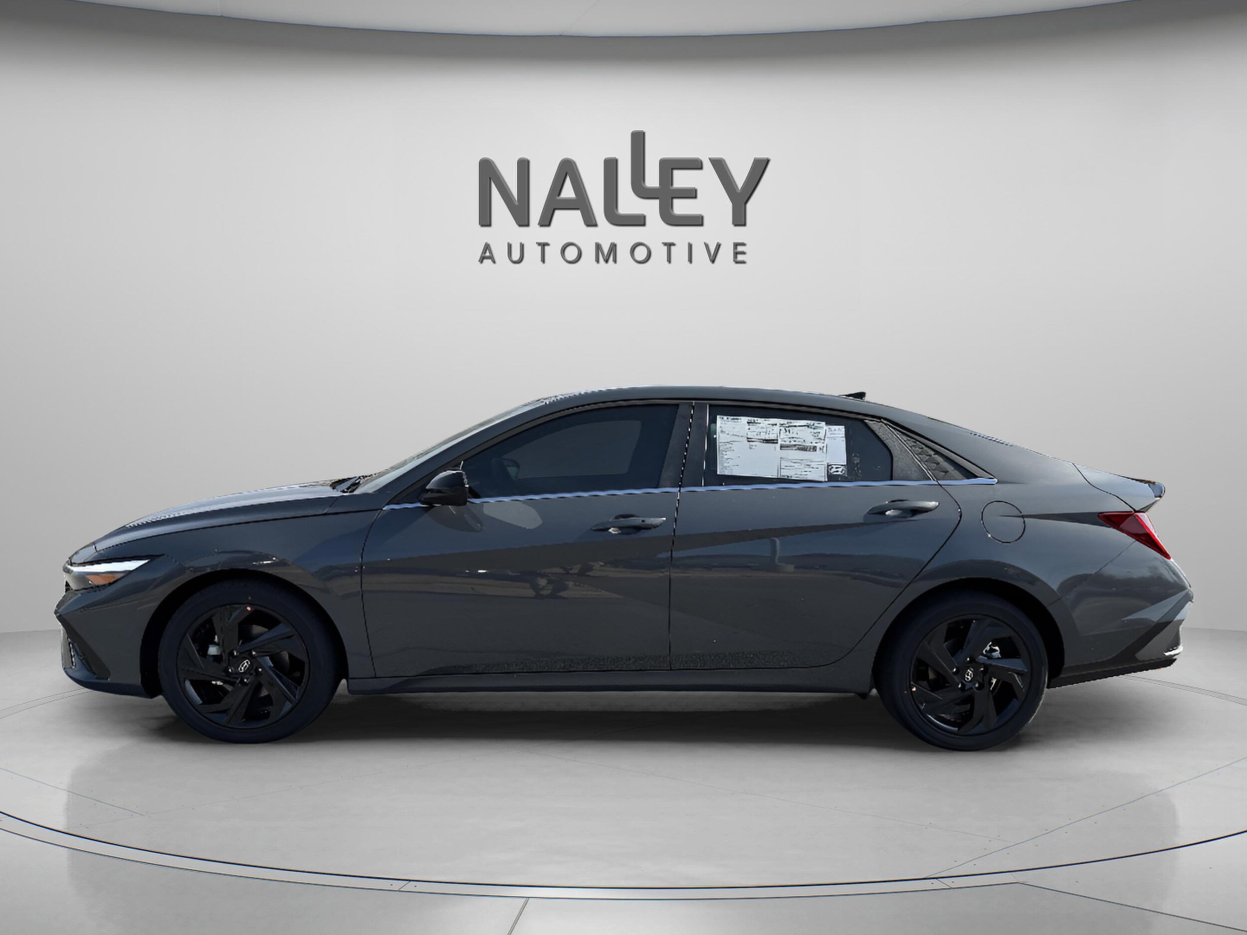 2026 Hyundai Elantra SEL Sport photo 2