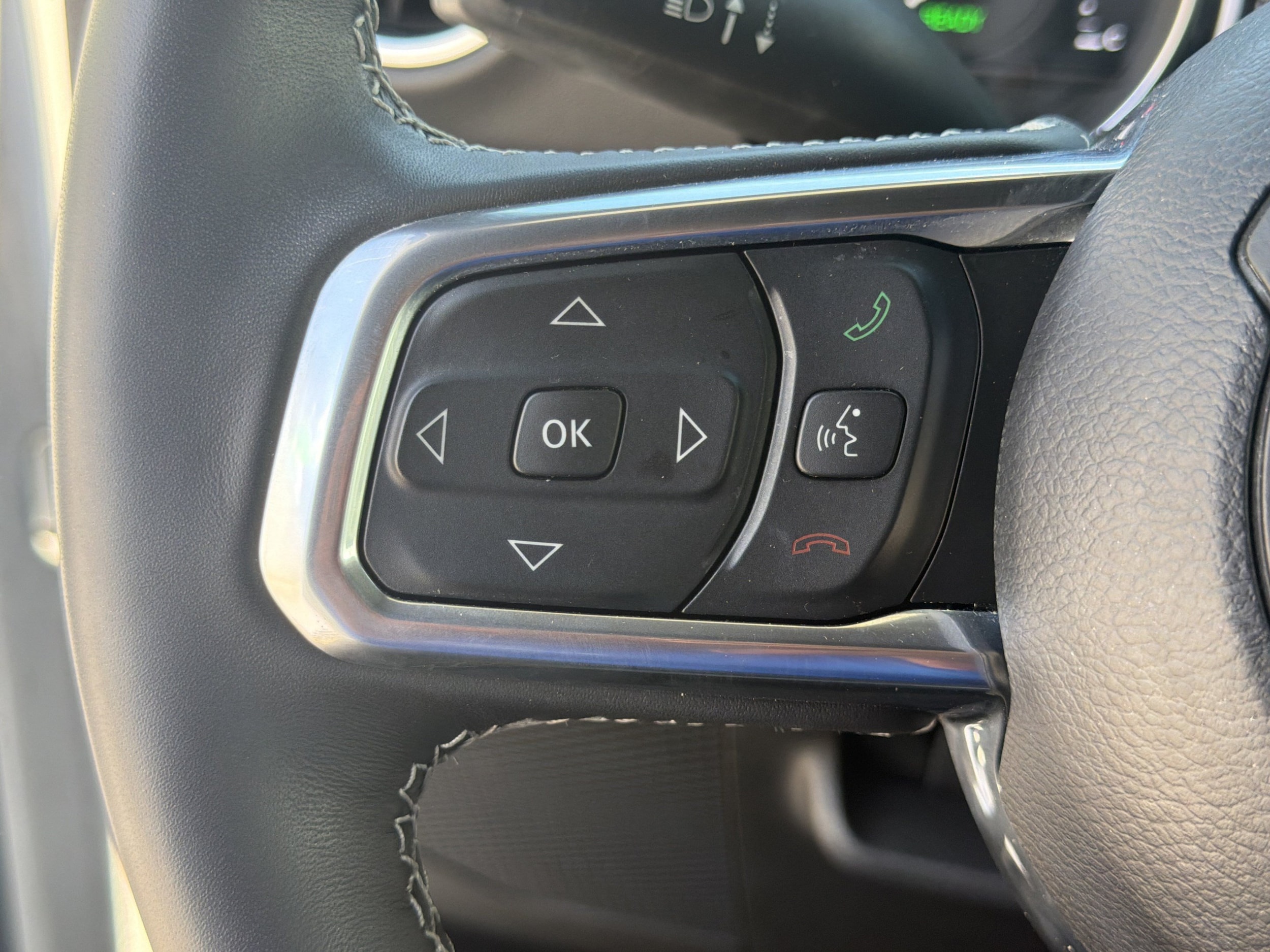 2022 Jeep Wrangler Unlimited Sahara 4XE - Photo 19