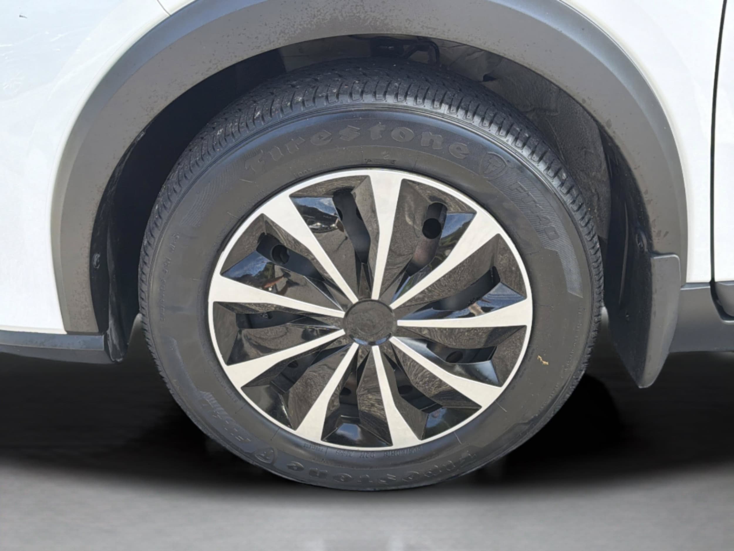 2022 Nissan Kicks S - Photo 32