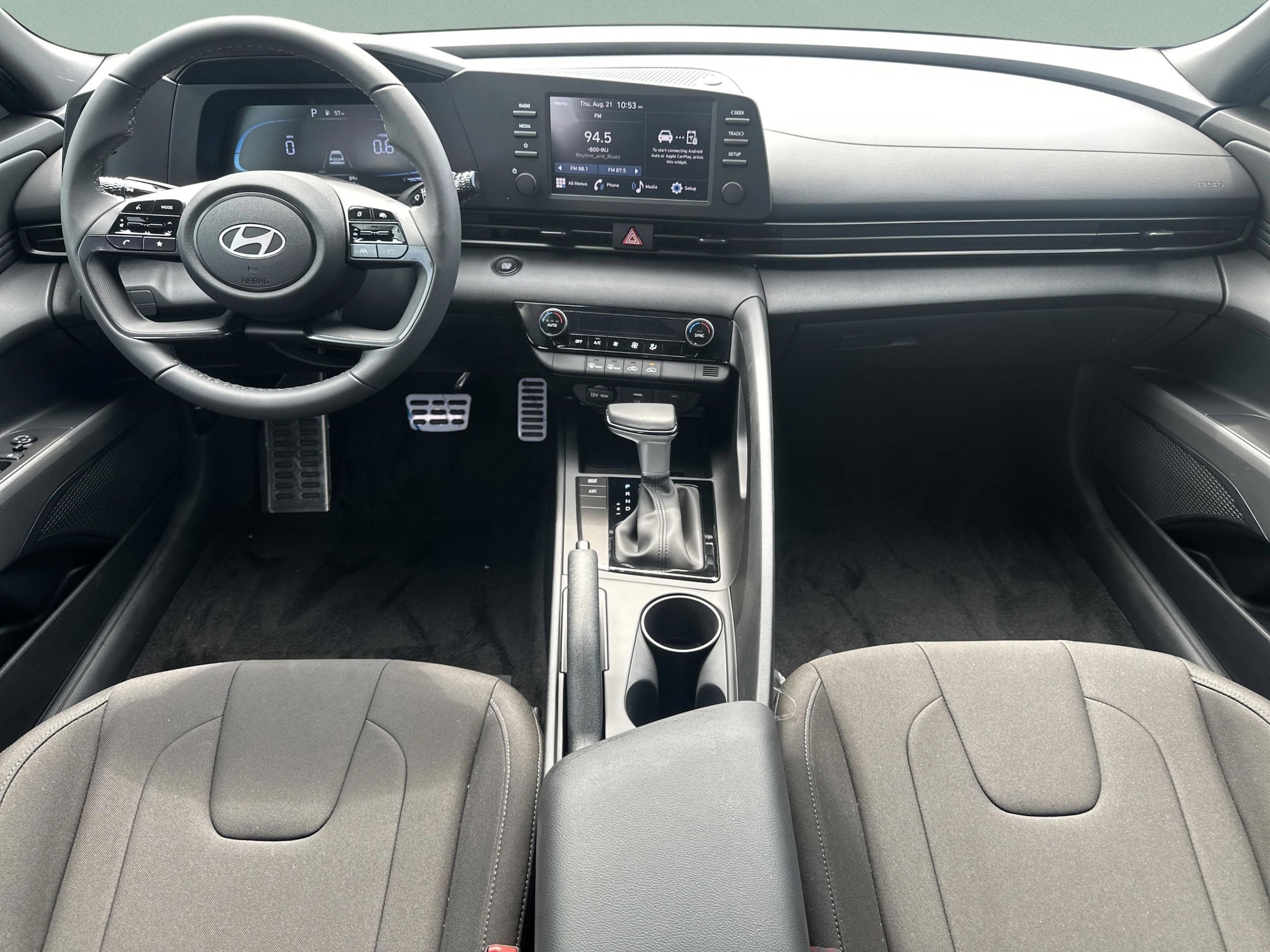 2025 Hyundai Elantra SEL - Photo 25
