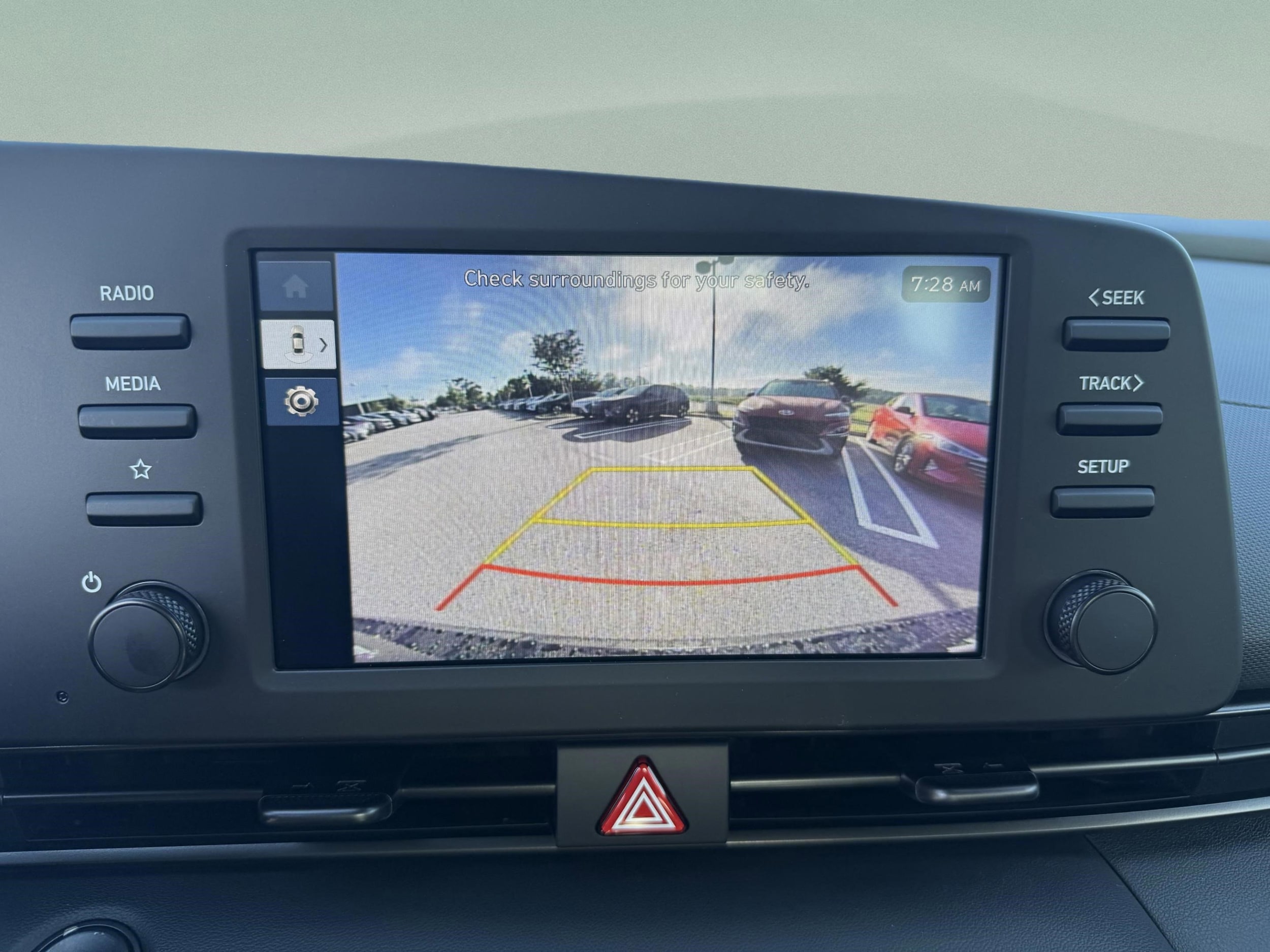 2025 Hyundai Elantra SEL - Photo 8