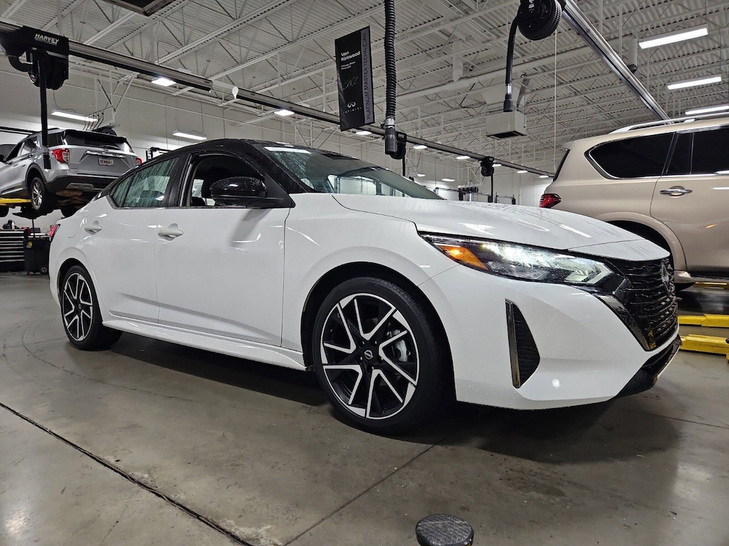 Used 2025 Nissan Sentra SR Sedan