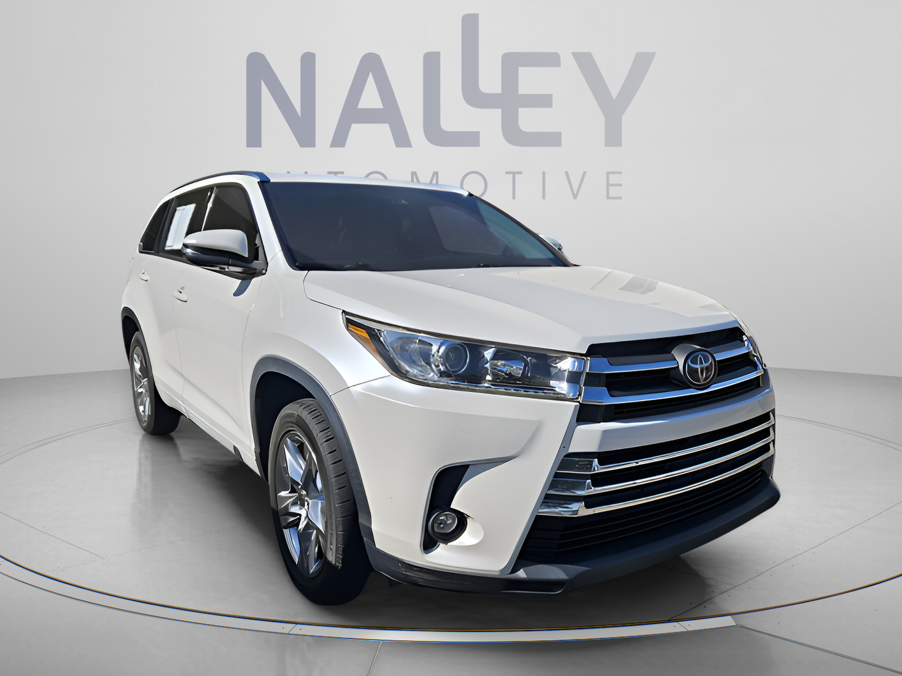 Used 2019 Toyota Highlander Limited V6 SUV