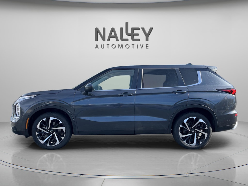 Used 2024 Mitsubishi Outlander SE SUV