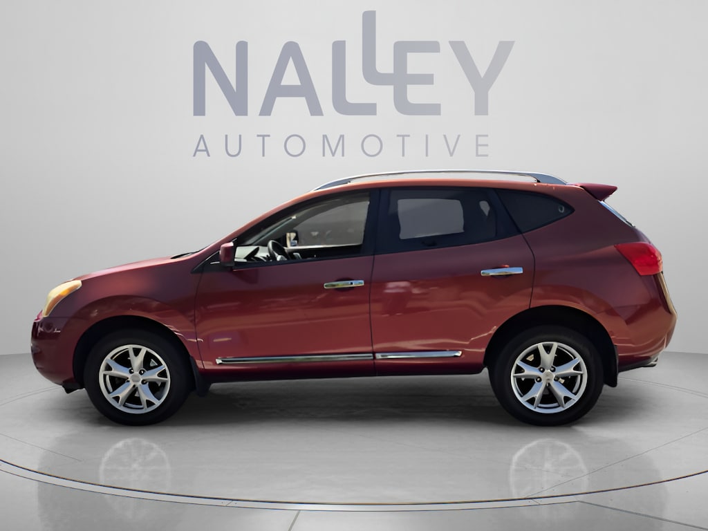Used 2011 Nissan Rogue SV SUV