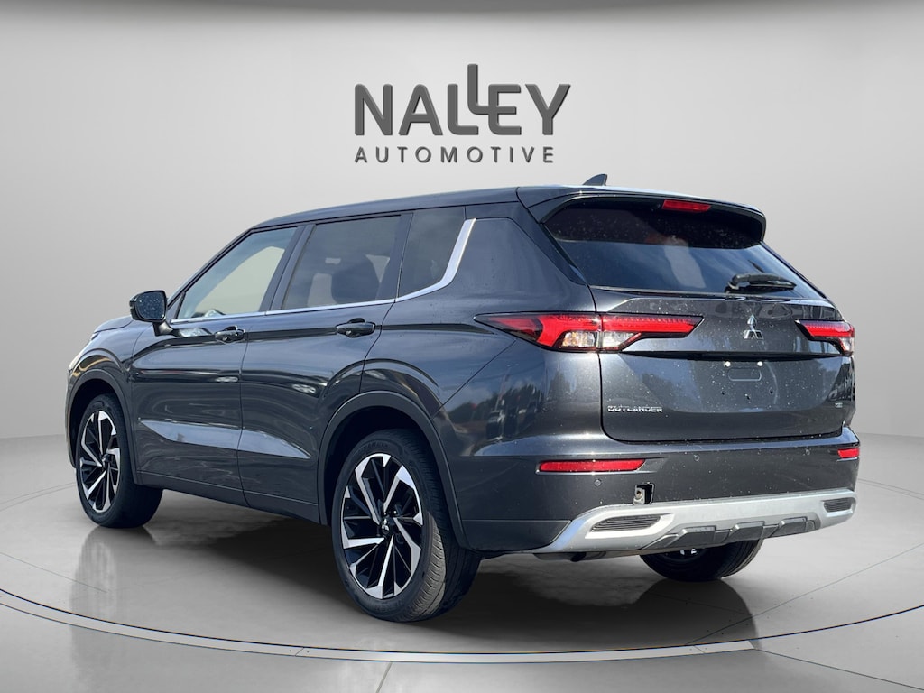 Used 2024 Mitsubishi Outlander SE SUV