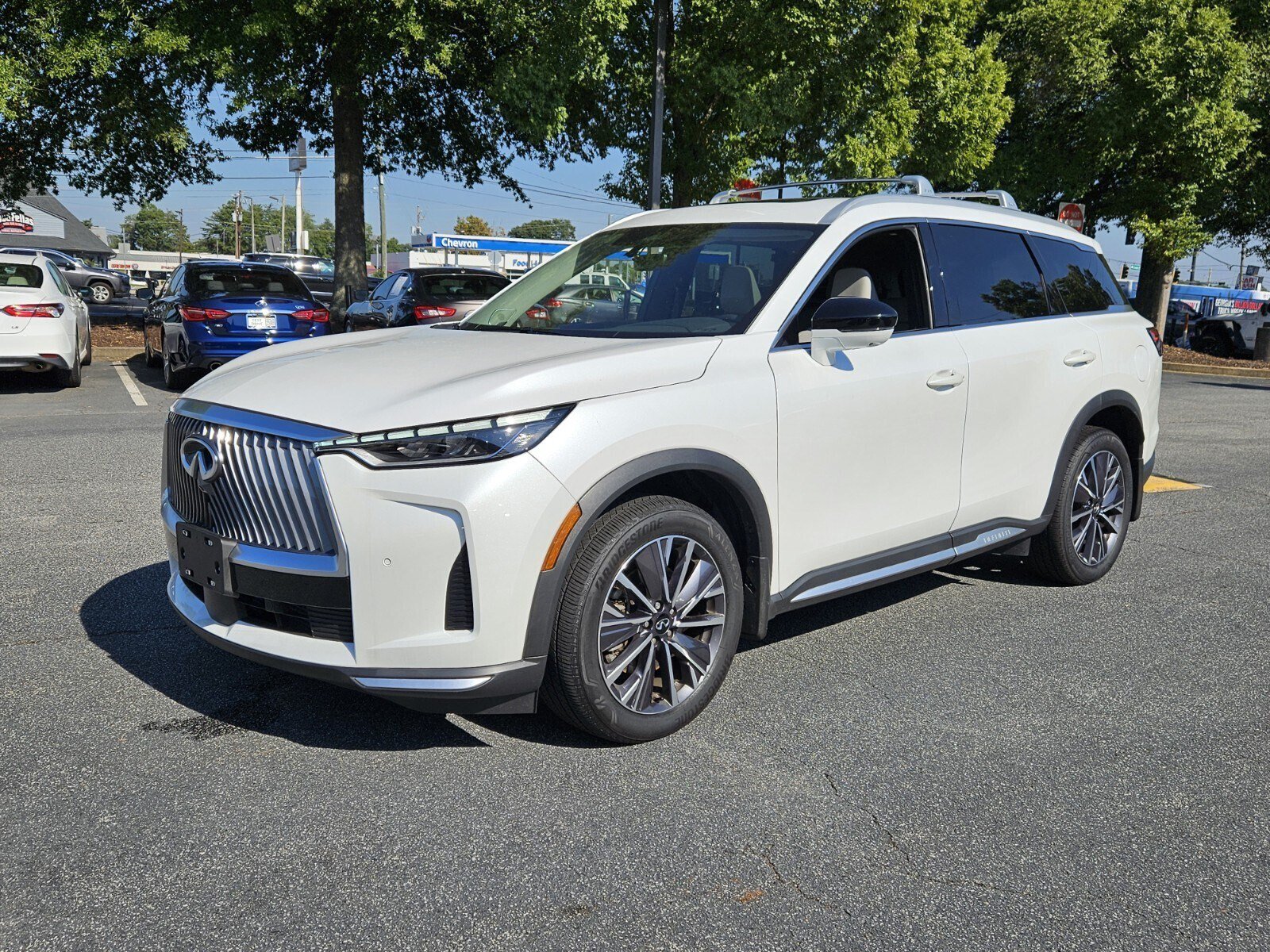 2026 INFINITI QX60 LUXE
