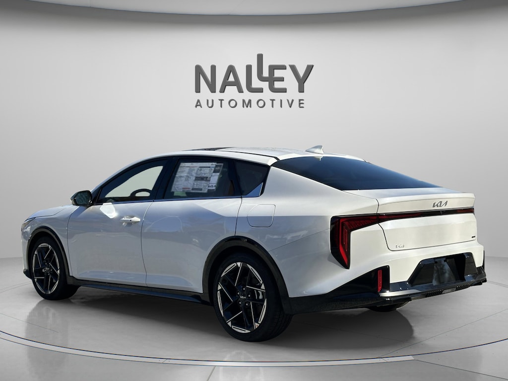 New 2025 Kia K4 GT-Line Sedan