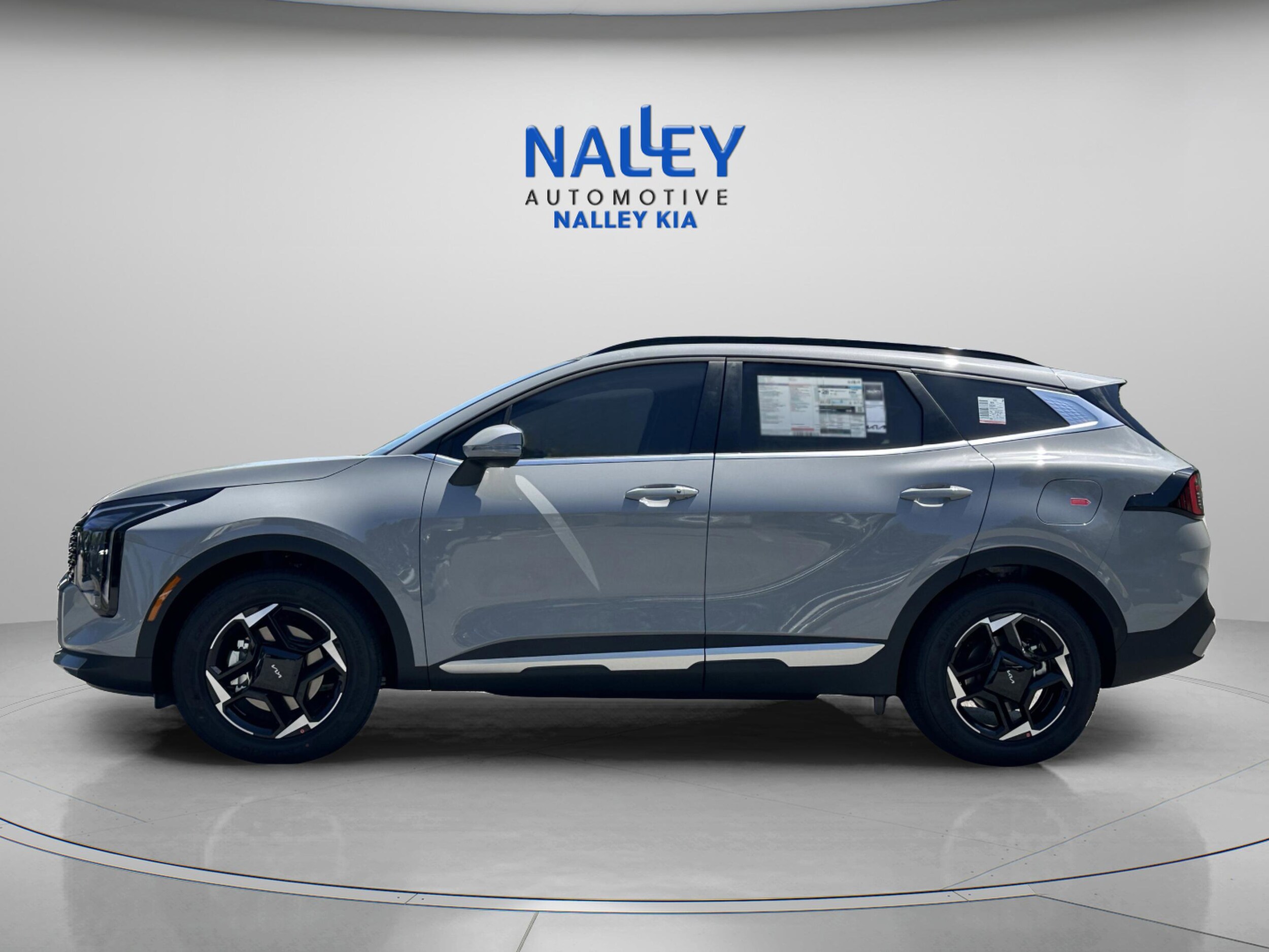 2026 Kia Sportage EX photo 2