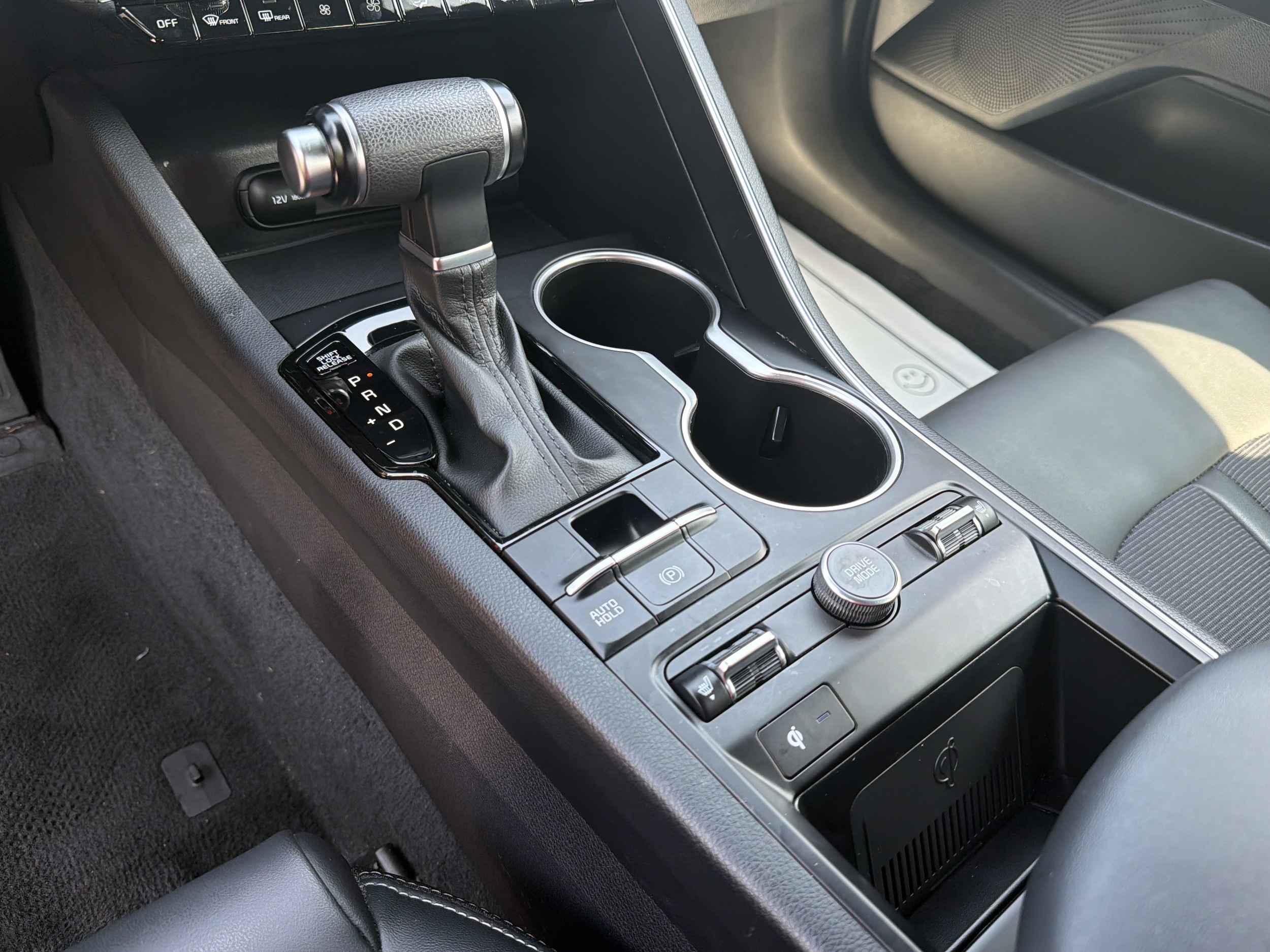 2024 Kia K5 GT-Line - Photo 17