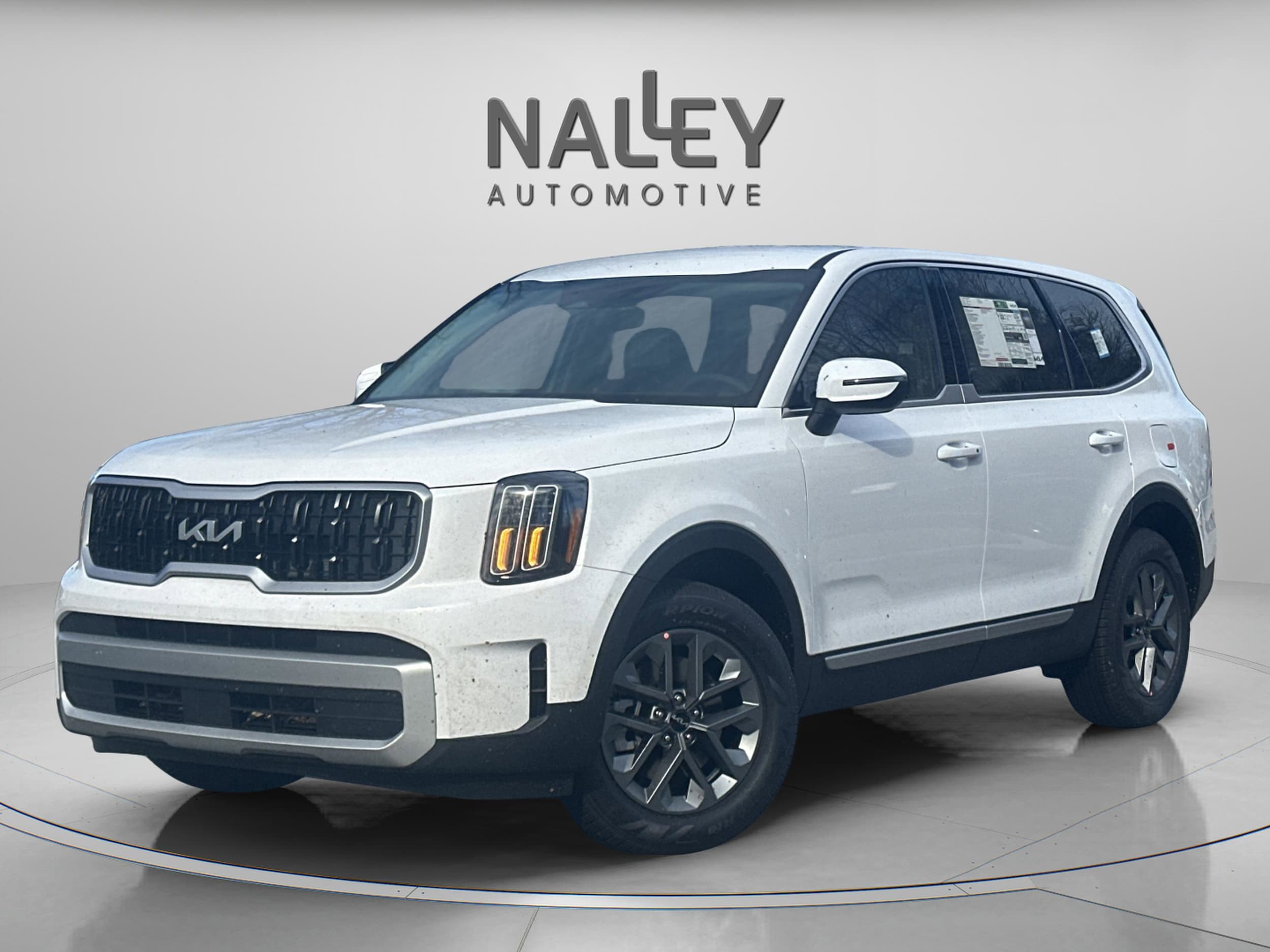 2025 Kia Telluride LX's photo