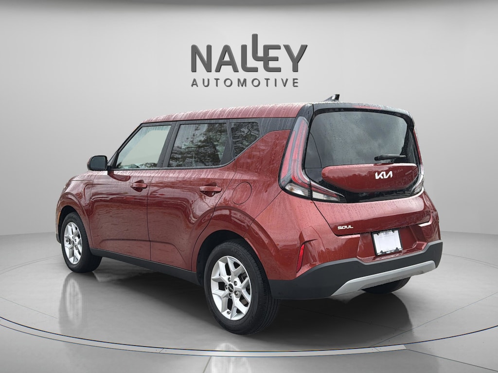 Used 2025 Kia Soul LX Hatchback