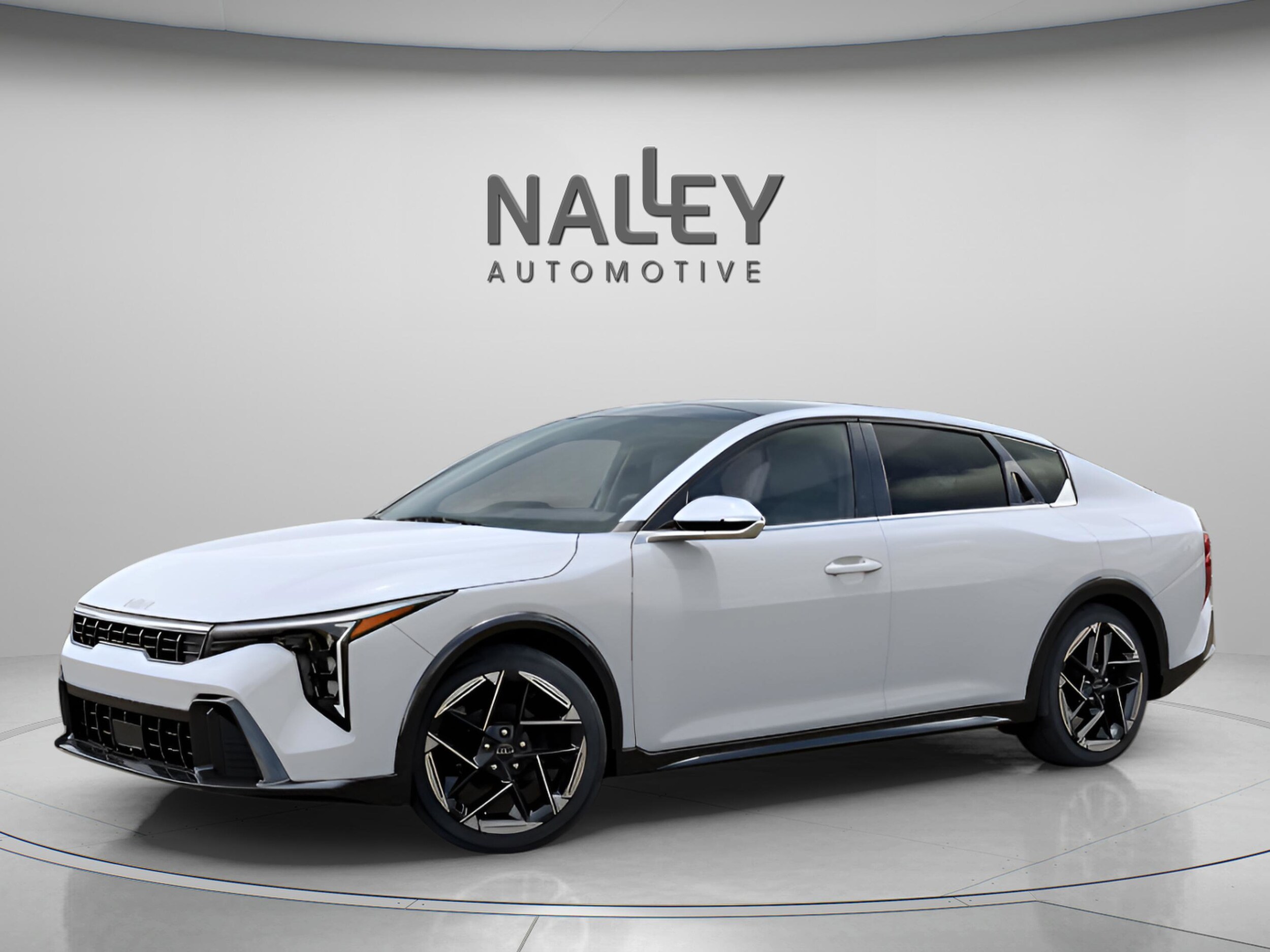 2025 Kia K4 GT-Line photo 3