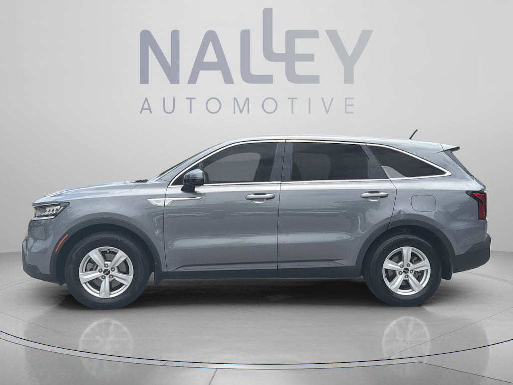 Used 2022 Kia Sorento LX SUV