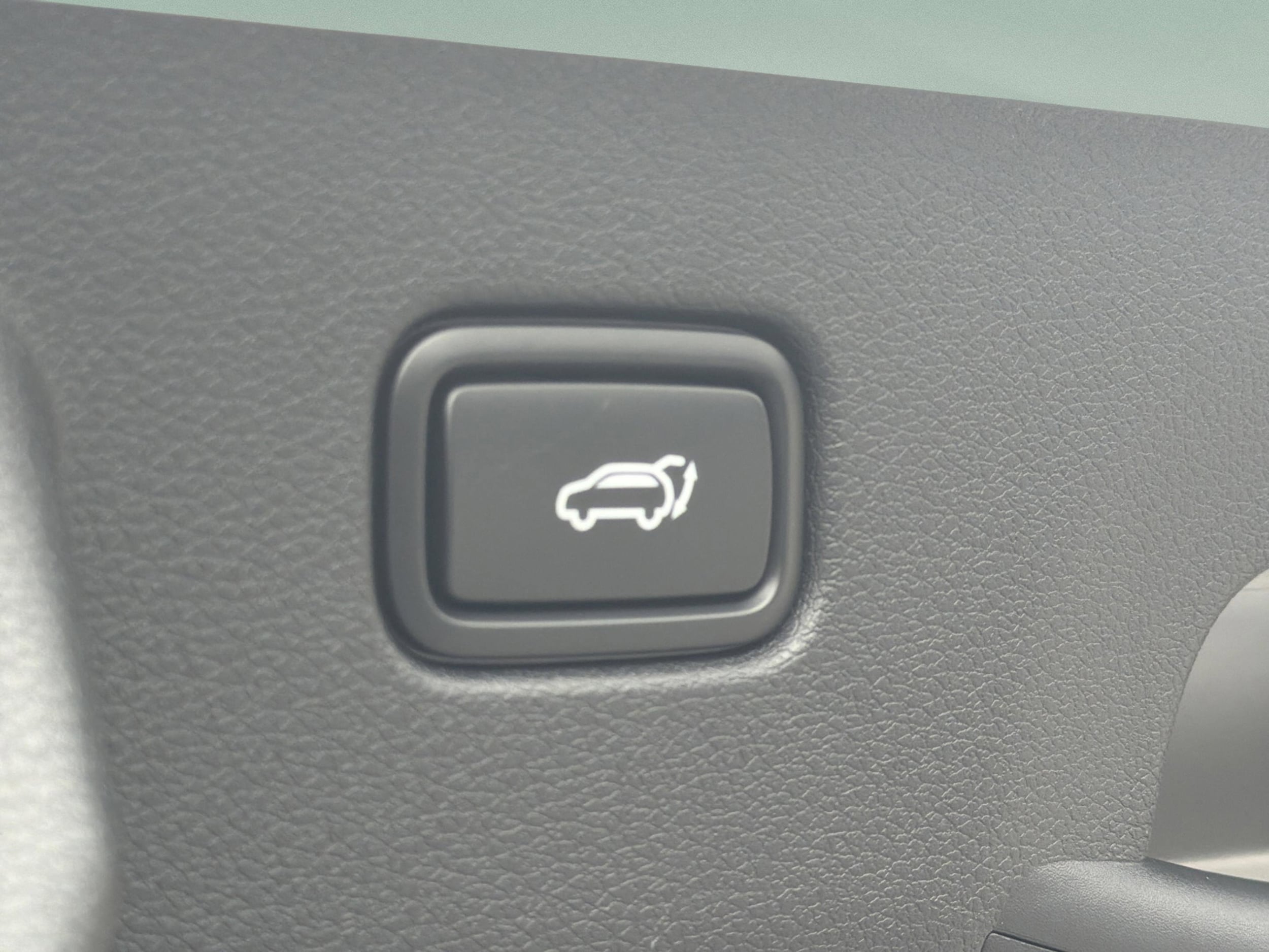 2026 Kia Sportage SX - Photo 9