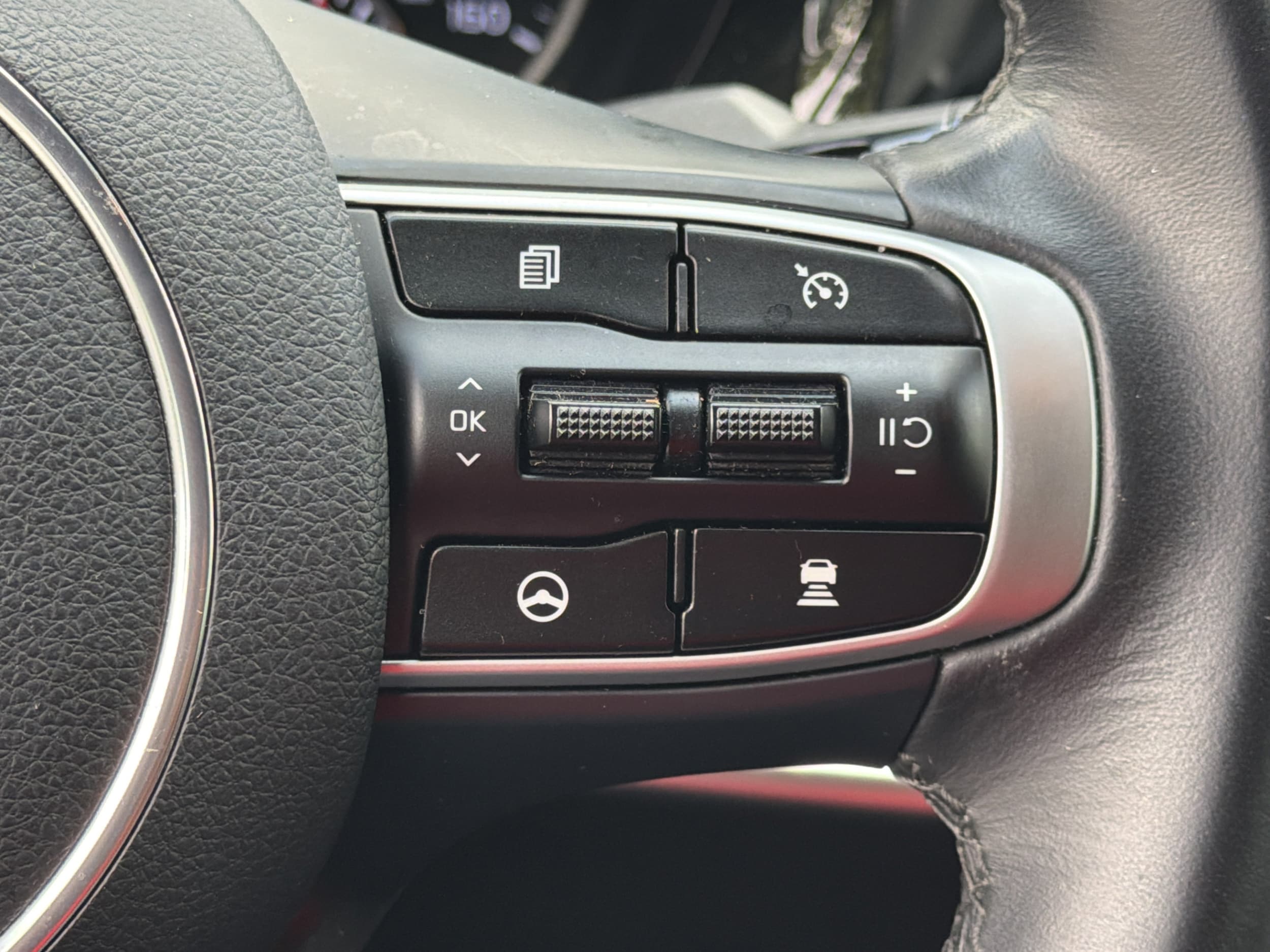 2024 Kia K5 GT-Line - Photo 21