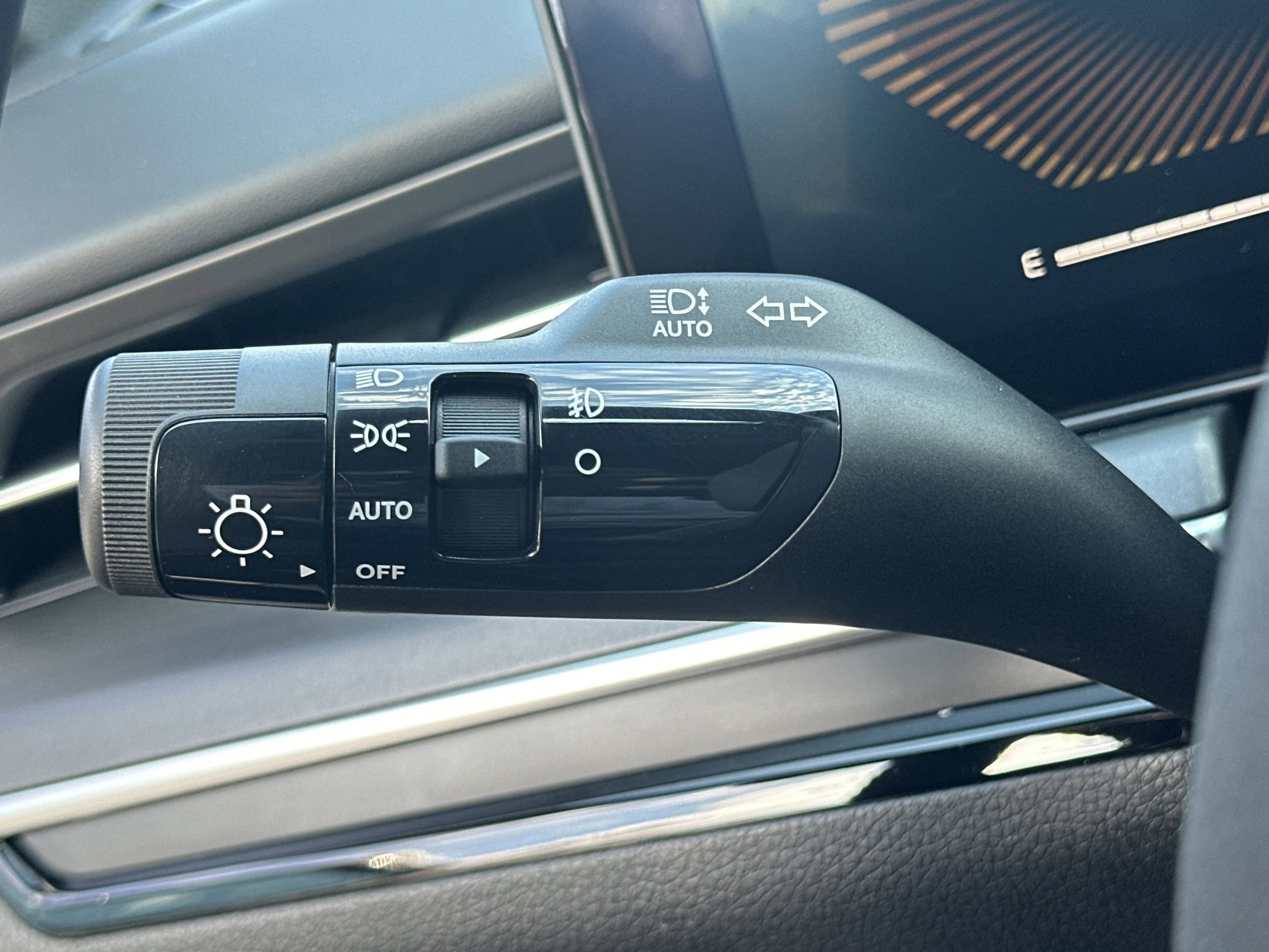 2026 Kia K5 GT-Line - Photo 16
