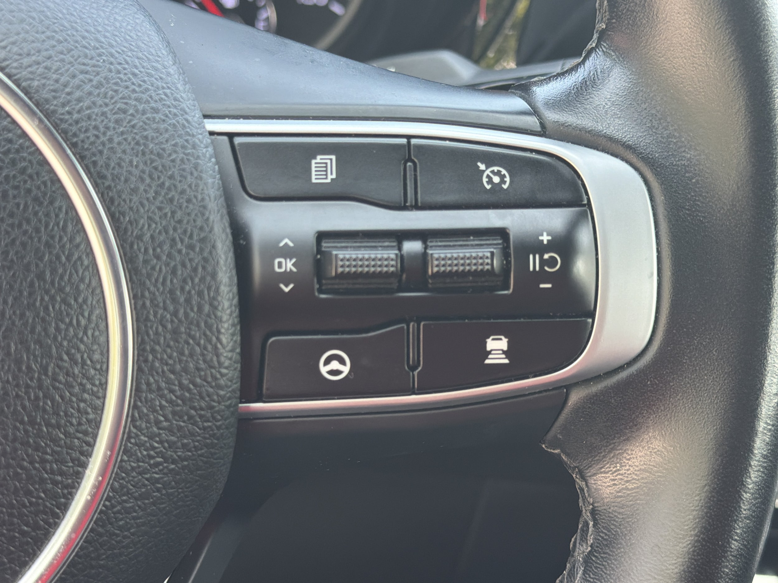 2024 Kia K5 GT-Line - Photo 18
