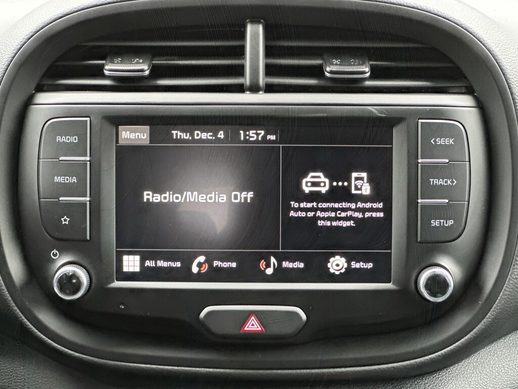 New 2025 Kia Soul LX Hatchback