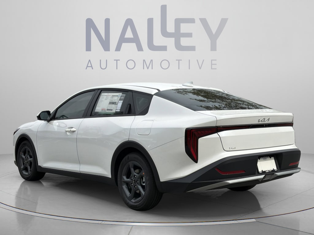 New 2026 Kia K4 LXS Sedan