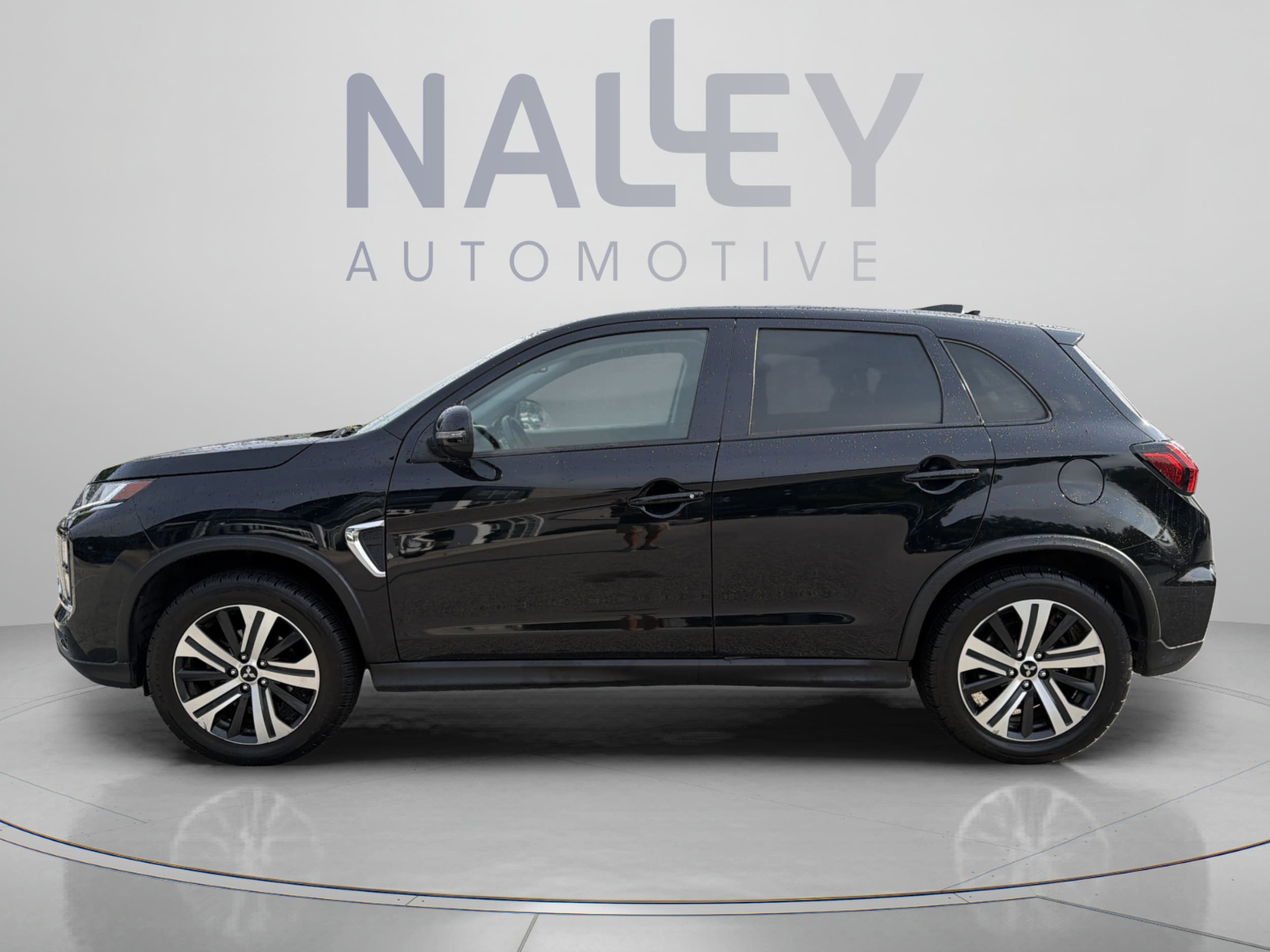 Used 2020 Mitsubishi Outlander Sport SE with VIN JA4AR3AU8LU008979 for sale in Stonecrest, GA