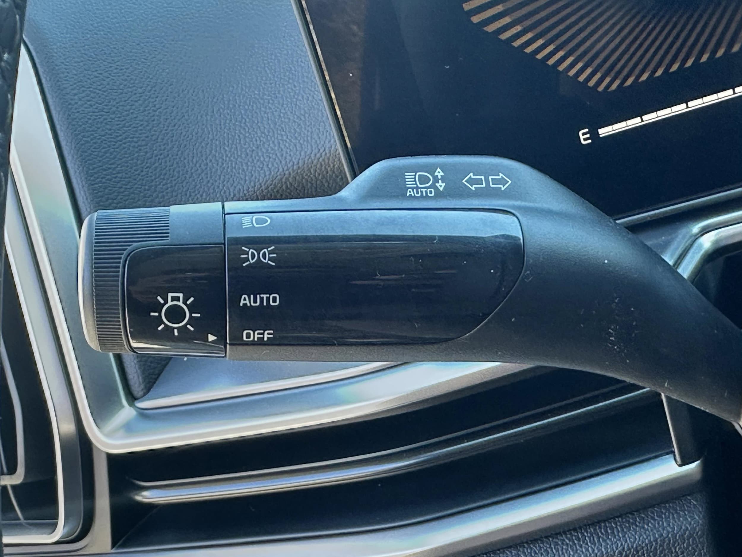 2026 Kia Sorento S - Photo 17