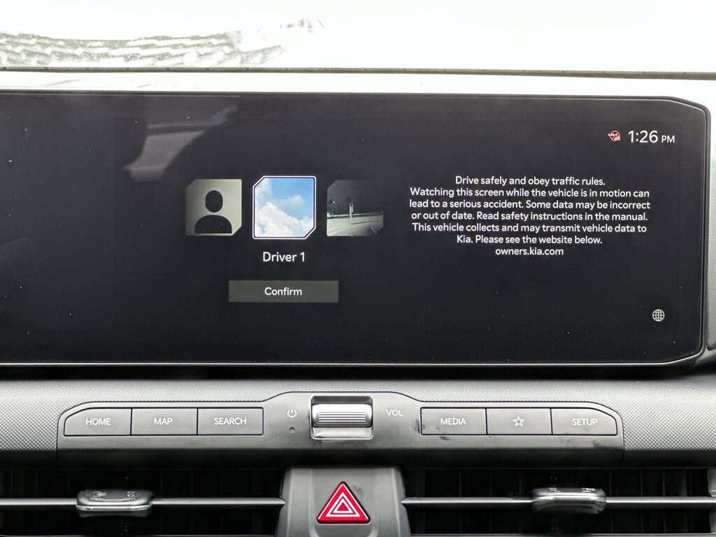 New 2025 Kia K4 LXS Sedan