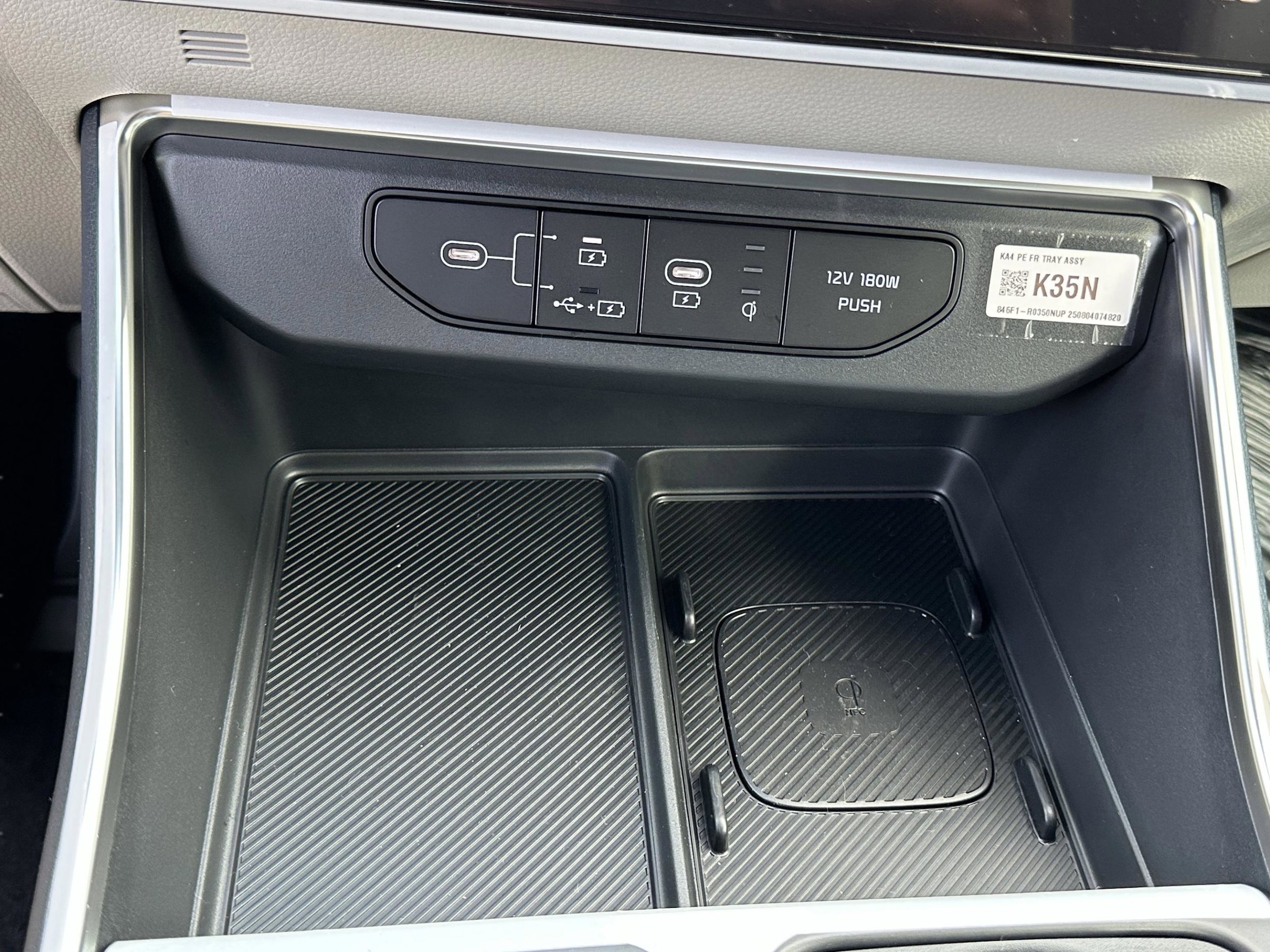 2026 Kia Carnival SX Prestige - Photo 28