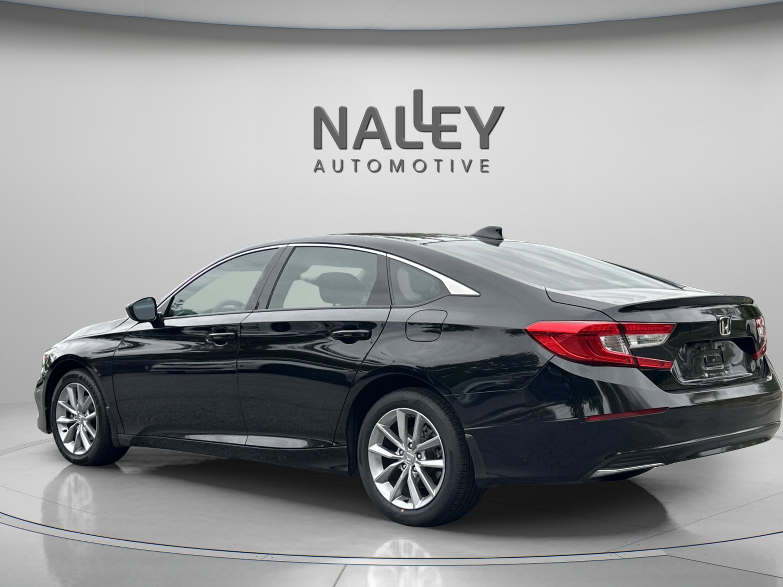 2022 Honda Accord LX 1.5T photo 2