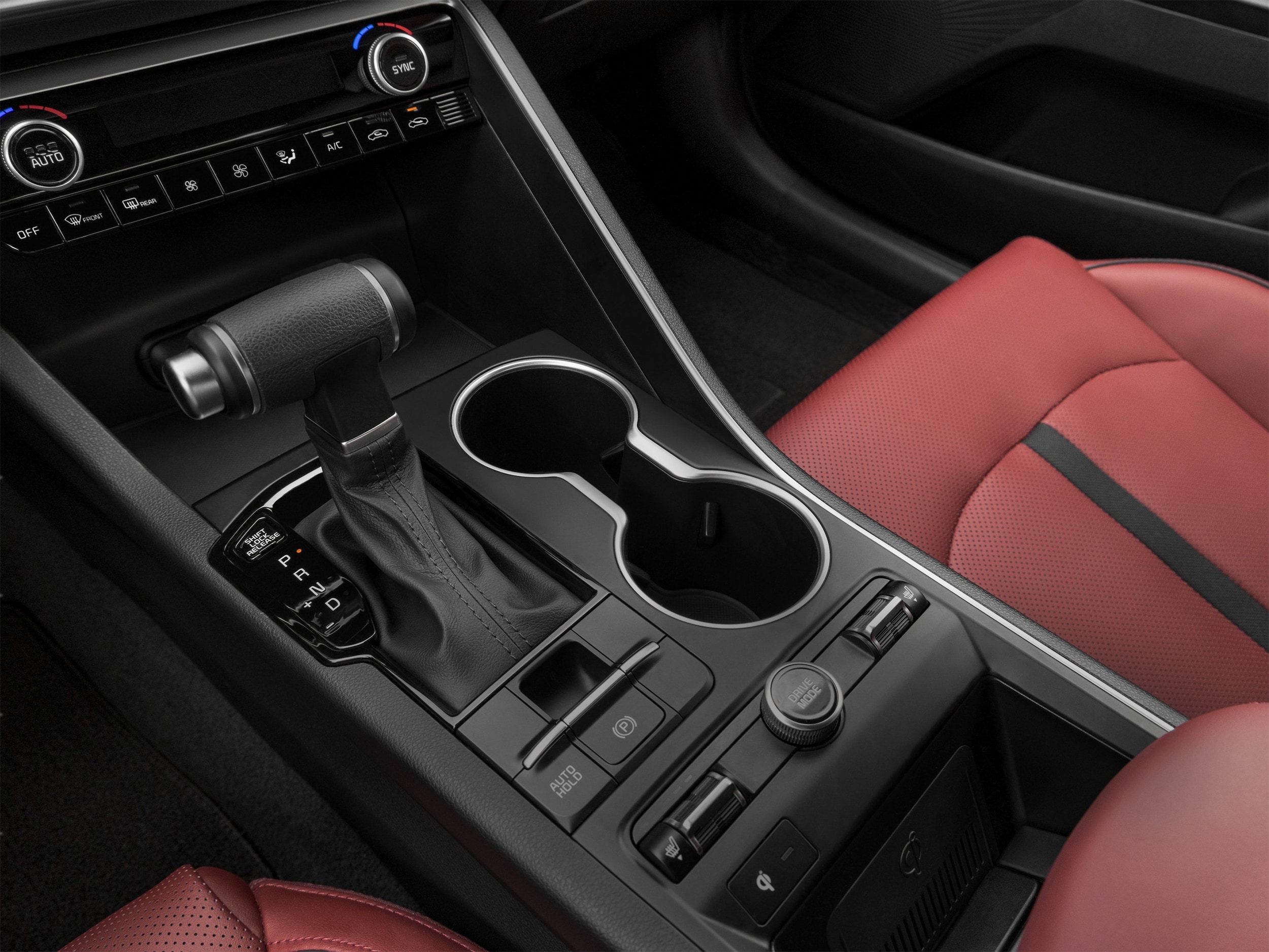 2024 Kia K5 GT-Line - Photo 12