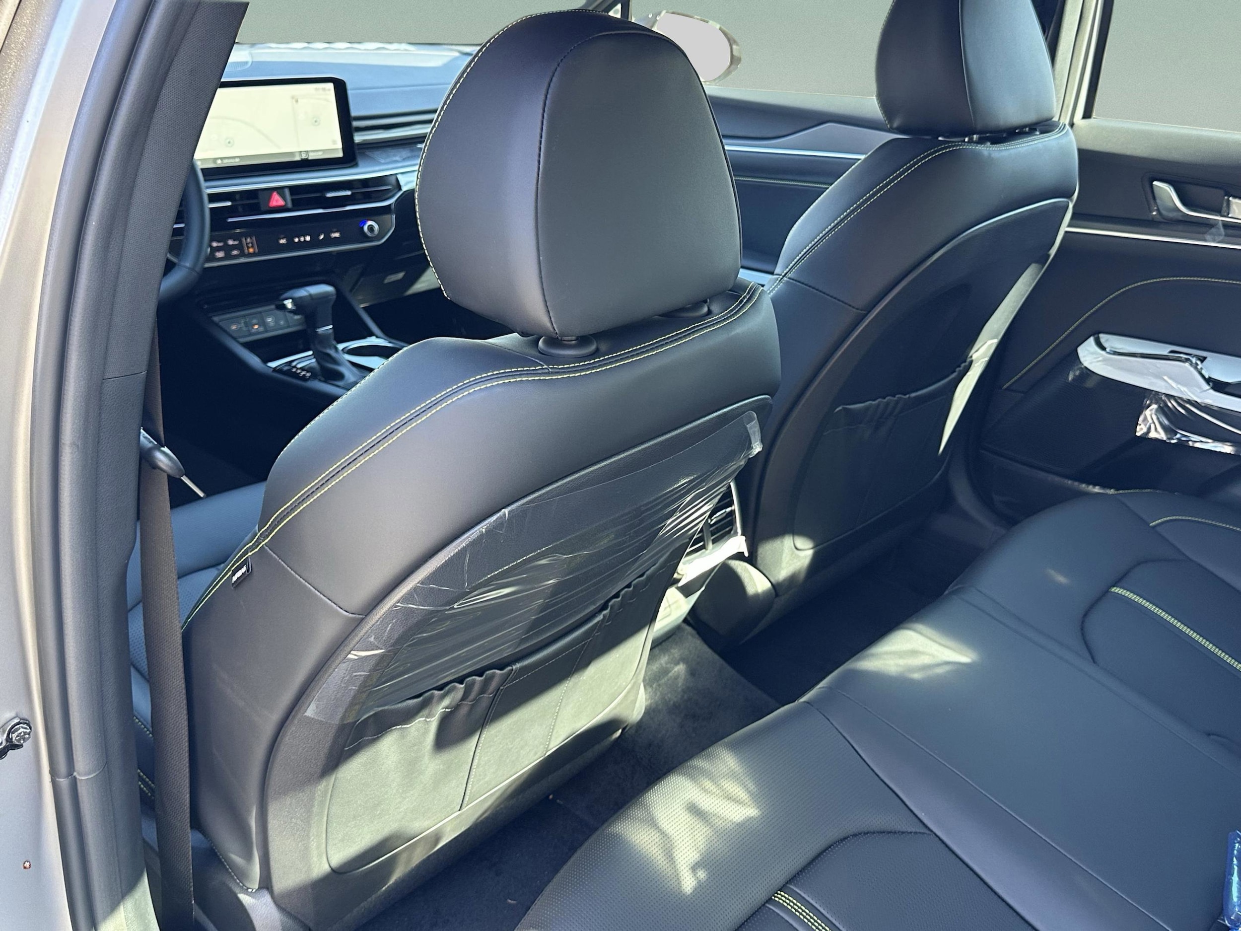 2026 Kia K5 GT - Photo 18