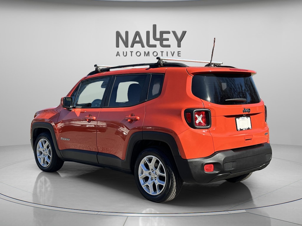 Used 2018 Jeep Renegade Latitude FWD SUV