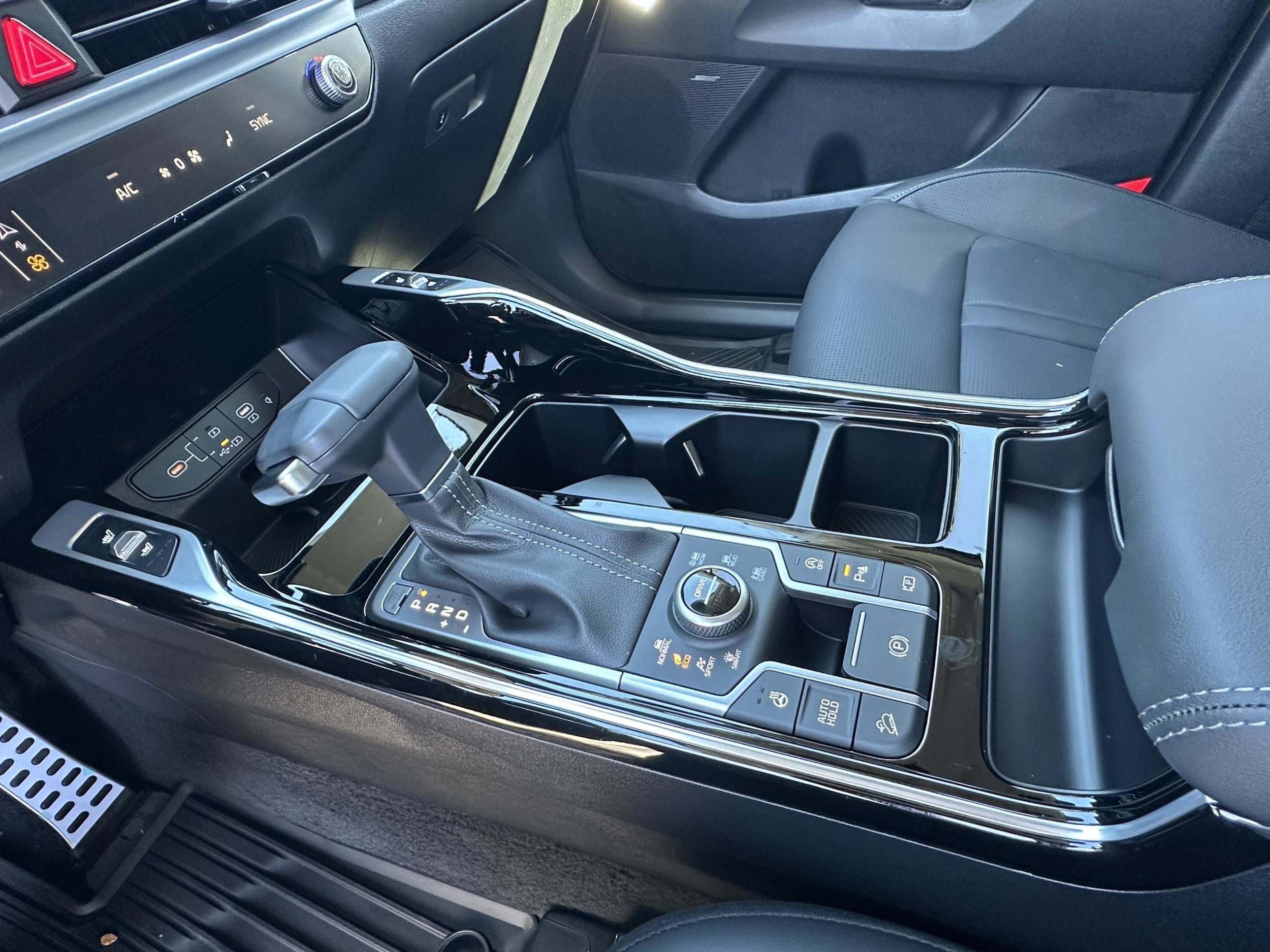 2026 Kia Sorento X-Line SX - Photo 13