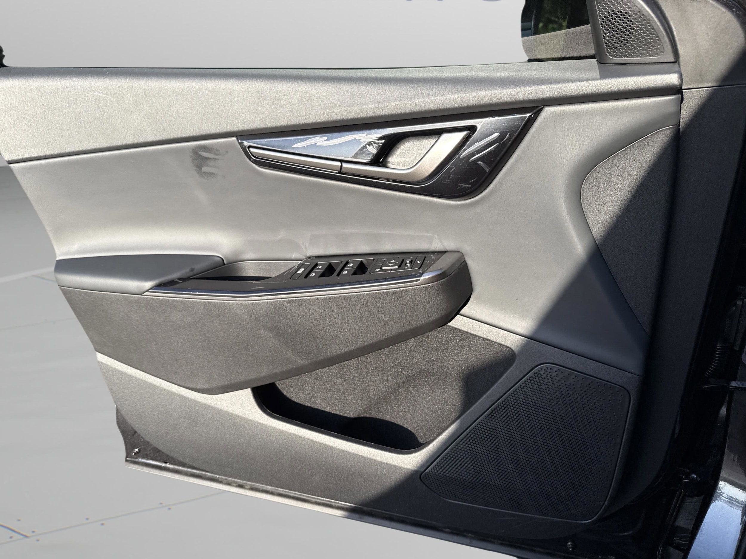 2025 Kia EV6 Light L/R - Photo 30