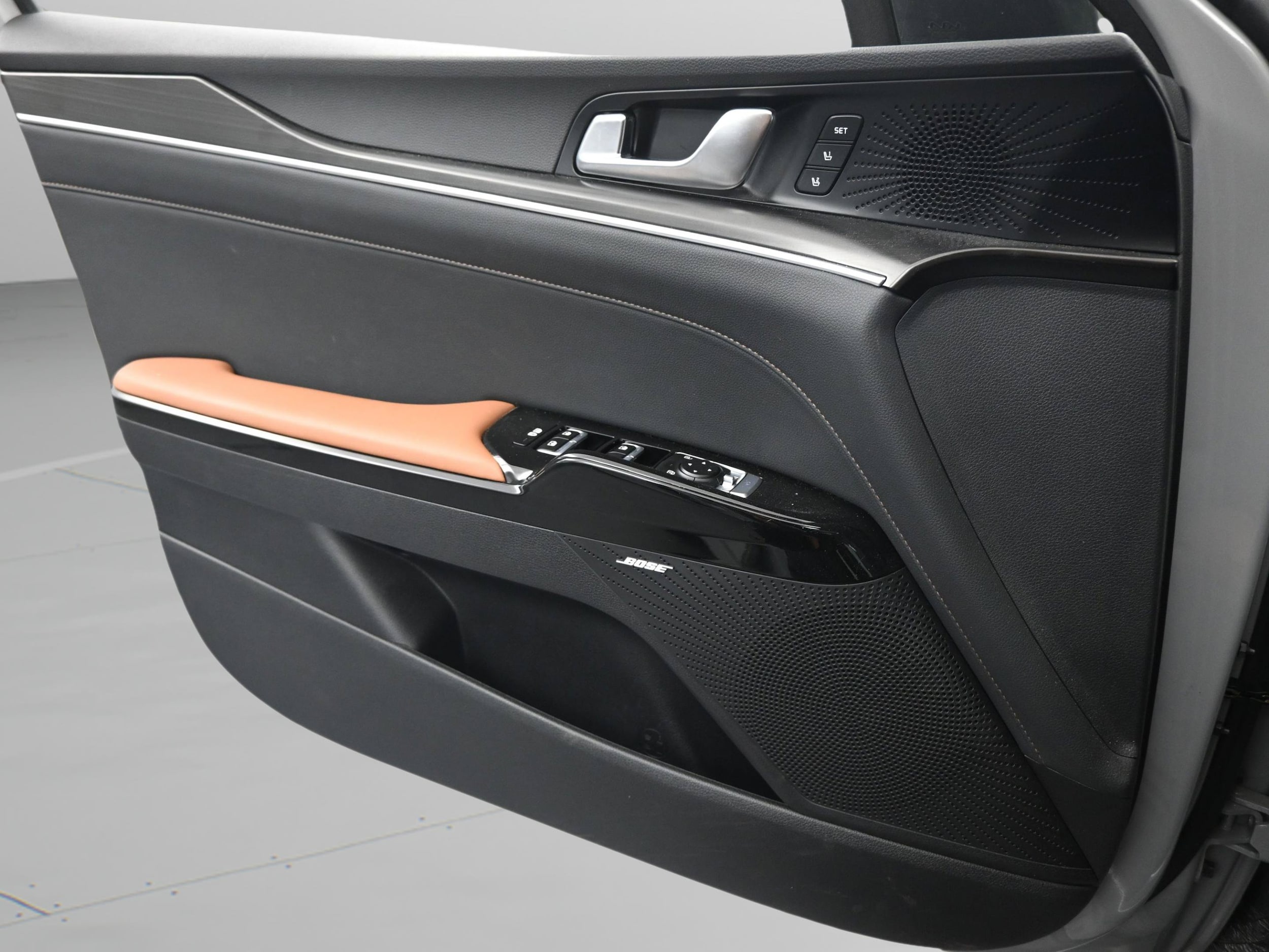 2023 Kia K5 GT - Photo 32