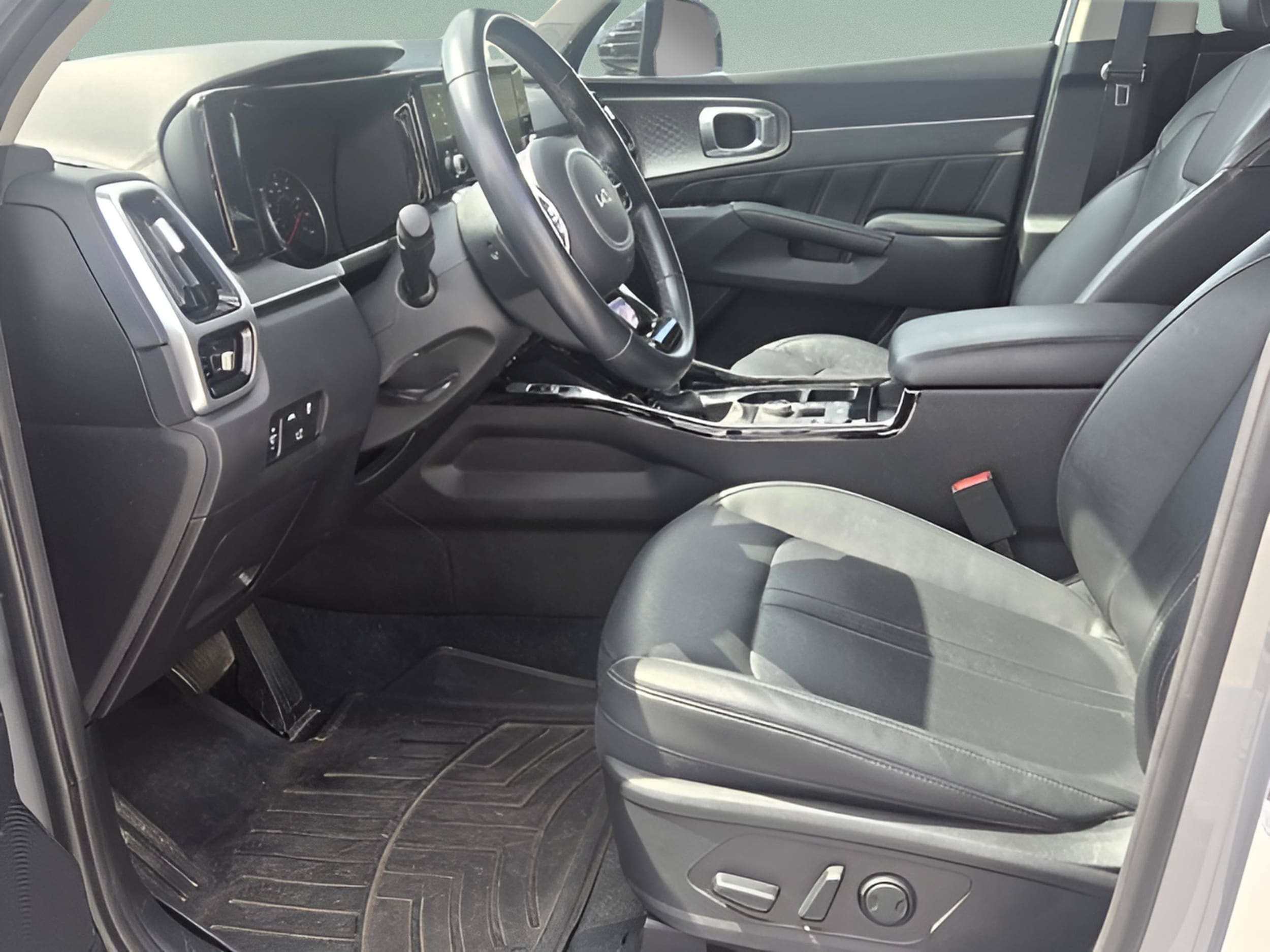 2022 Kia Sorento SX - Photo 10