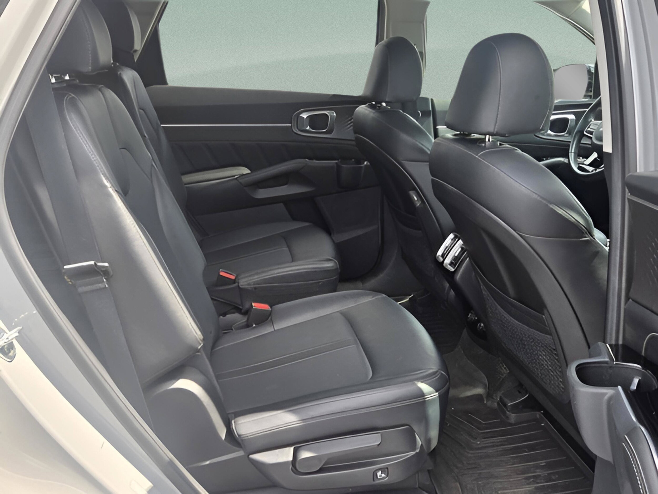 2022 Kia Sorento SX - Photo 13