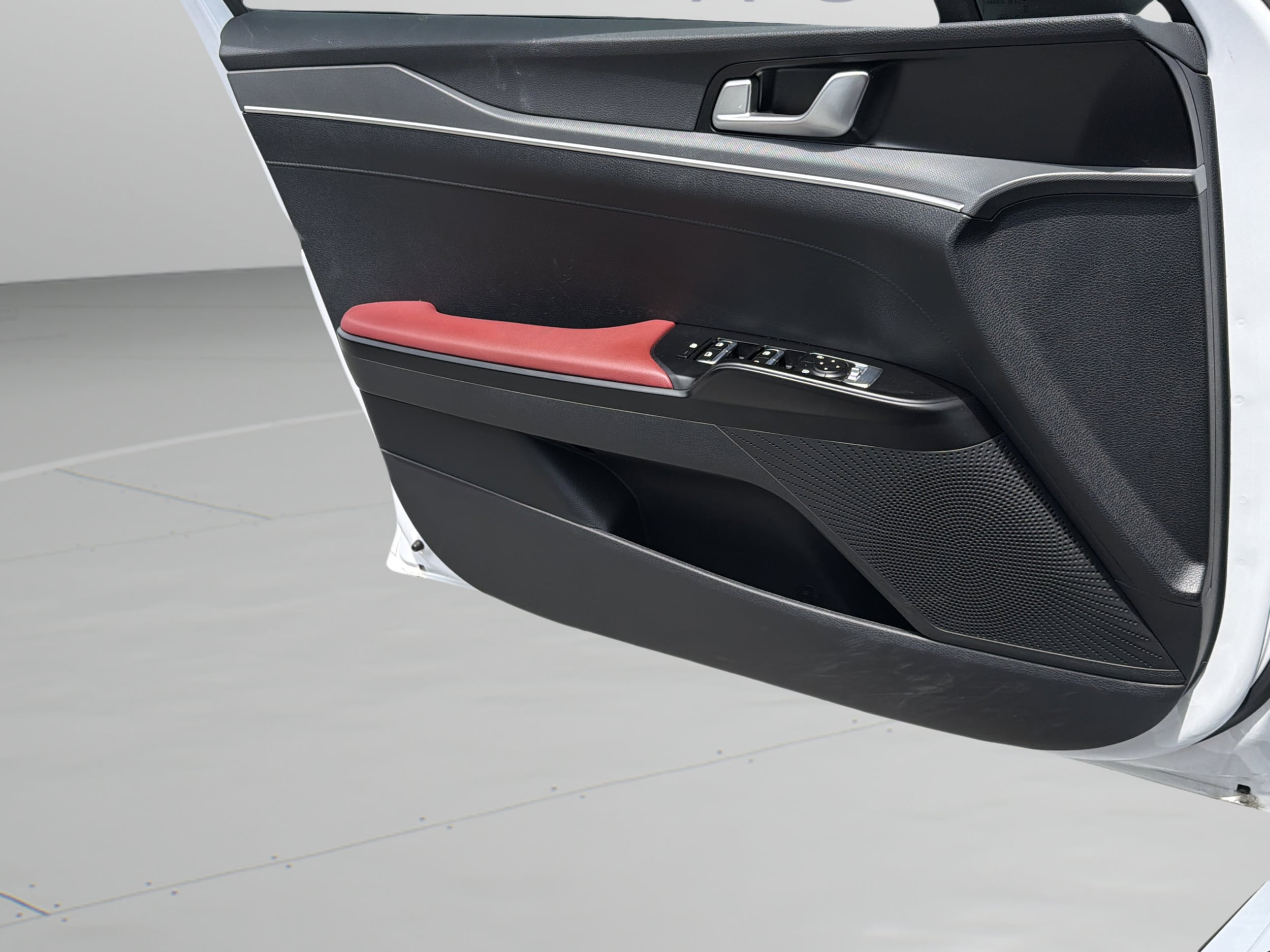 2024 Kia K5 GT-Line - Photo 25