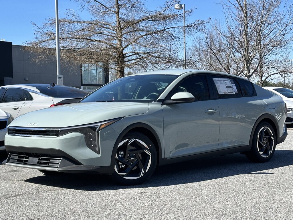 New 2025 Kia K4 EX Sedan