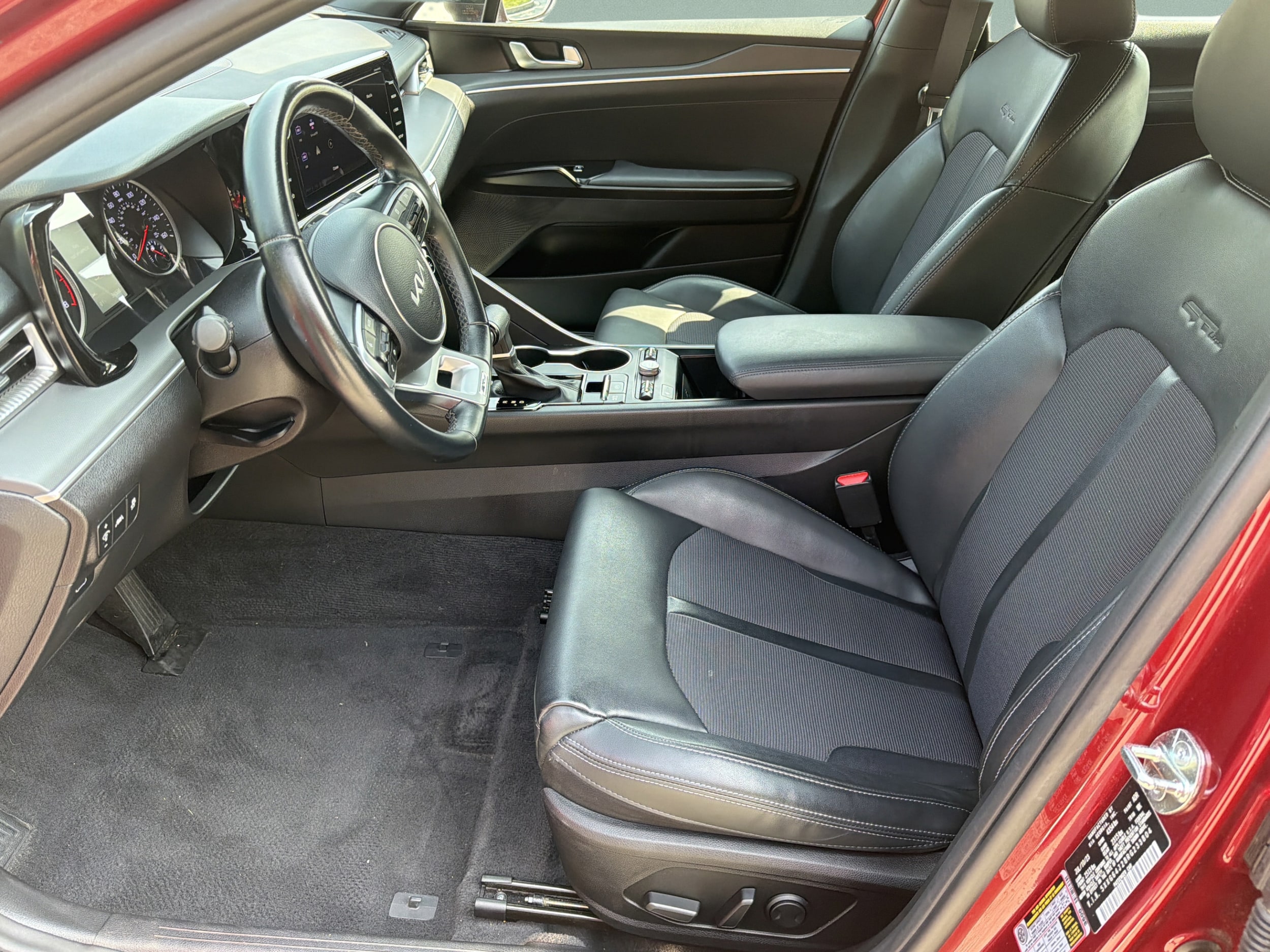 2024 Kia K5 GT-Line - Photo 23